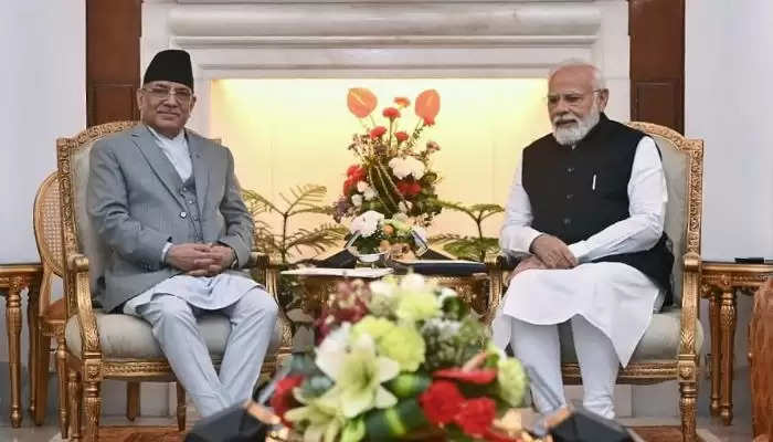 Nepal's Prime Minister Prachand meets with Prime Minister Modi in Delhi to sign several agreements, and Nepal changes its citizenship law, which may enrage China.