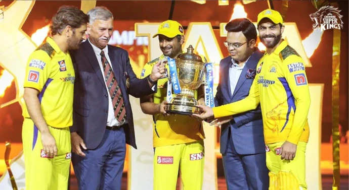 Ambati Rayudu, a star for CSK, receives the IPL 2023 trophy first, with MS Dhoni on his side.