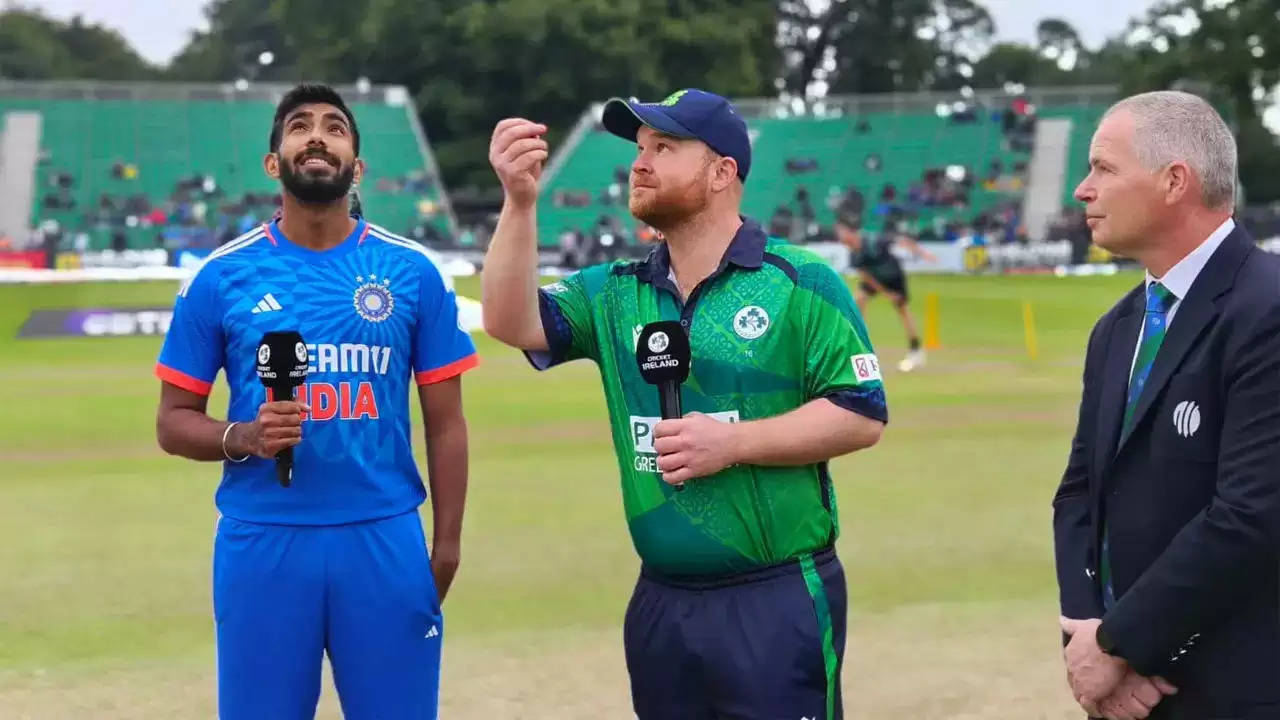 The third Twenty20 cricket match between India and Ireland was called off due to rain, giving India a 2-0 series victory.