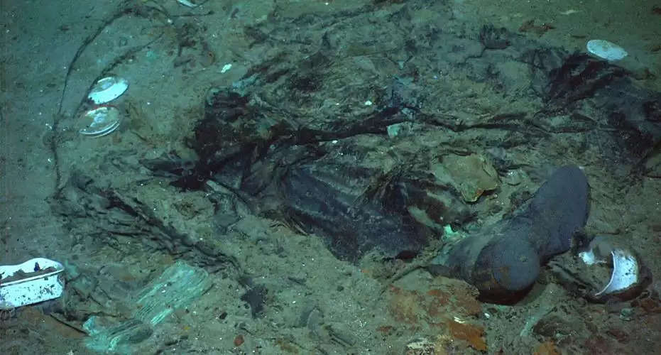 5 more people perish on the Titanic 111 years after it sank: Implosion of OceanGate's tourist submarine "Titan"; debris discovered close to historic shipwreck