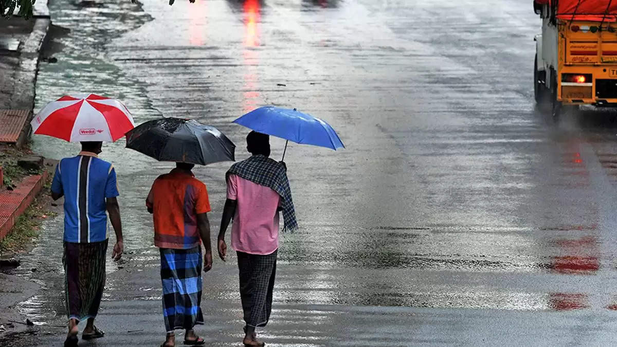 Rain is expected in Delhi, Uttarakhand, Dehradun, and Odisha until August 20. Get the most recent forecast.