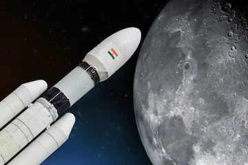 Indian spacecraft to land on the Moon tomorrow; Russia explains why Luna-25 crashed; Chandrayaan 3 Live Updates