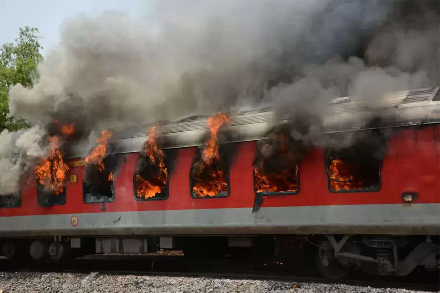 Fire On Express Train Causes Panic In Odisha, But Issue Is Solved In A Hurry