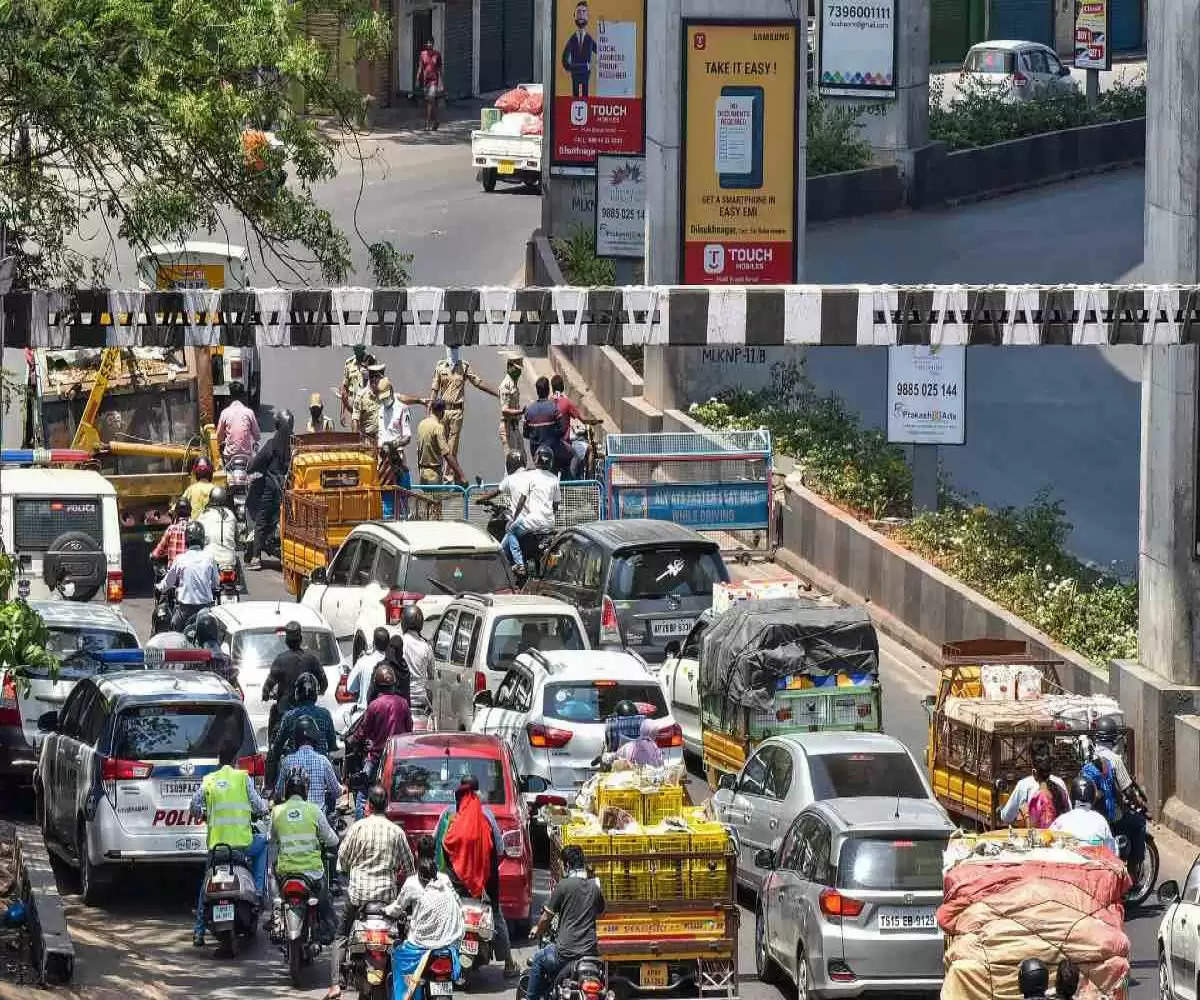 Hyderabad City Falls On Its Knees Due To CM KCR's Road Trip
