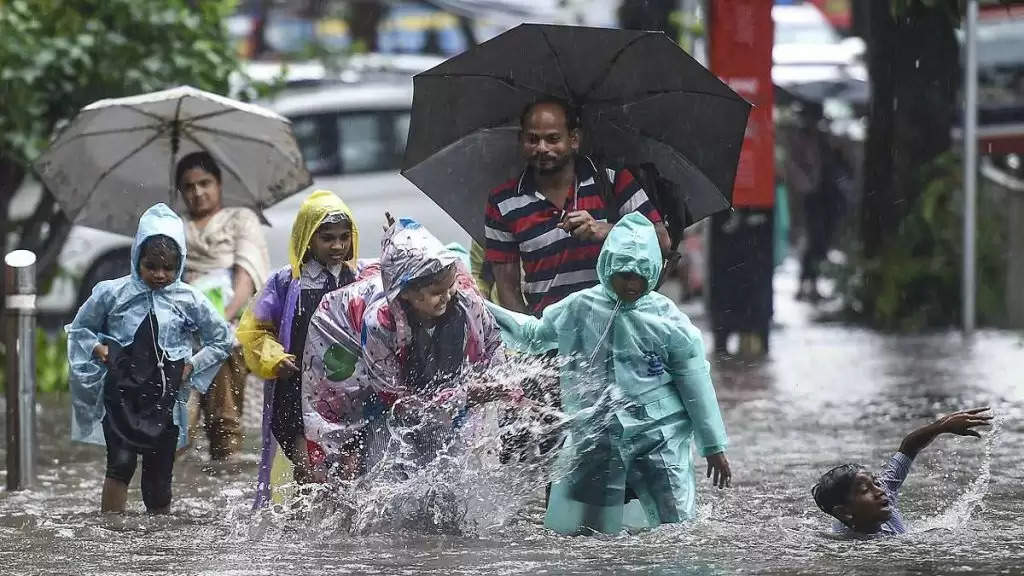 Telangana rains: a red alert has been declared through July 27; schools will be closed