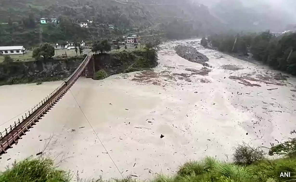 Massive Losses in Himachal This Monsoon: 257 Deaths, 7,000 Crore in Property